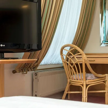 Tryp By Wyndham Koeln City Centre-2